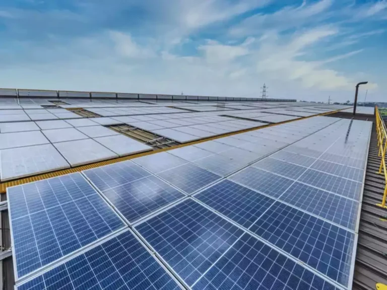Revolutionizing Airport Sustainability: Solar Power Plants and Green Energy Initiatives Are Shaping Carbon Neutrality Across Indian Airports
